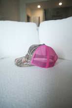 Load image into Gallery viewer, Dakar 001.2 Camo Distressed Cap's
