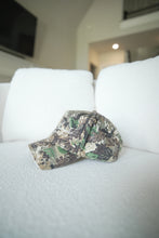 Load image into Gallery viewer, Dakar 001.2 Camo Distressed Cap's
